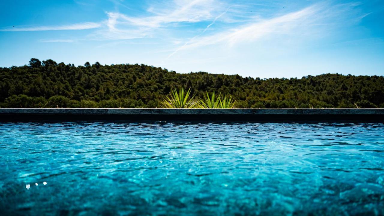 Sous Les Pins Gites Et Chambres D'Hotes La Londe-les-Maures Esterno foto