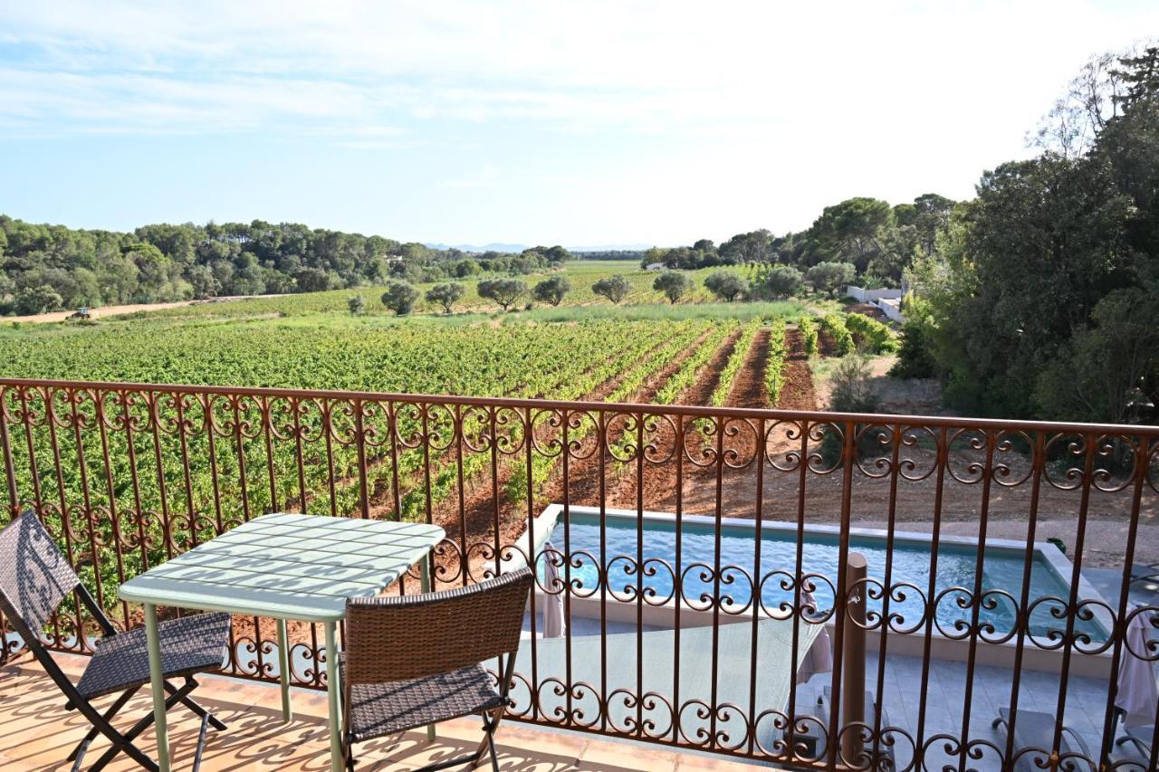 Sous Les Pins Gites Et Chambres D'Hotes La Londe-les-Maures Esterno foto