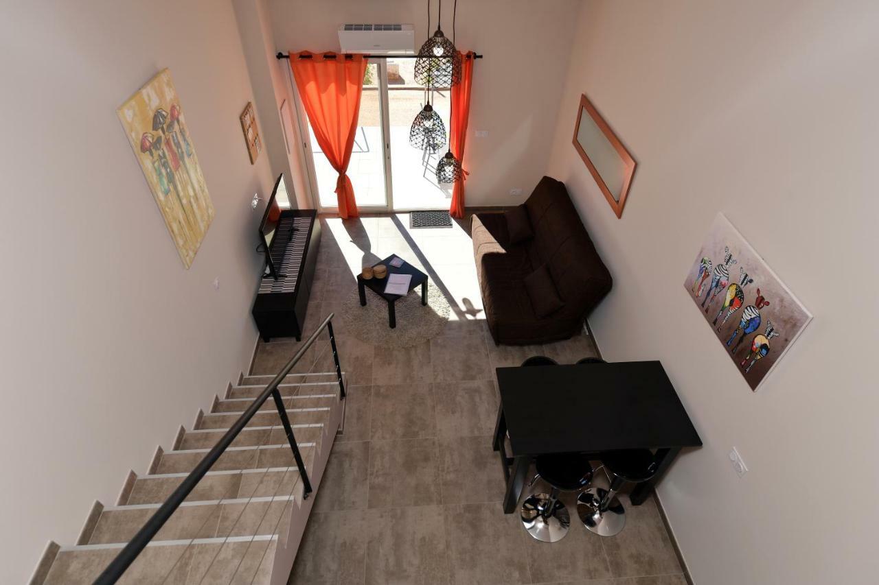 Sous Les Pins Gites Et Chambres D'Hotes La Londe-les-Maures Esterno foto