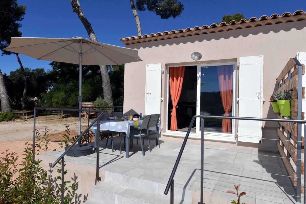 Sous Les Pins Gites Et Chambres D'Hotes La Londe-les-Maures Esterno foto