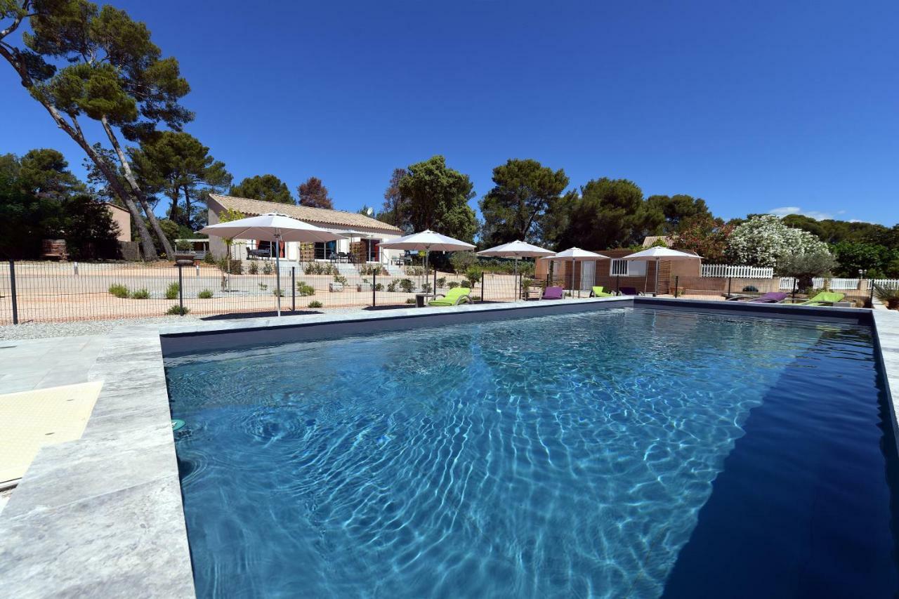 Sous Les Pins Gites Et Chambres D'Hotes La Londe-les-Maures Esterno foto